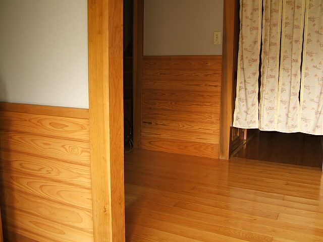日田杉 羽目板」杉無垢・モルダー加工（腰壁・壁・天井用/ハーフサイズ