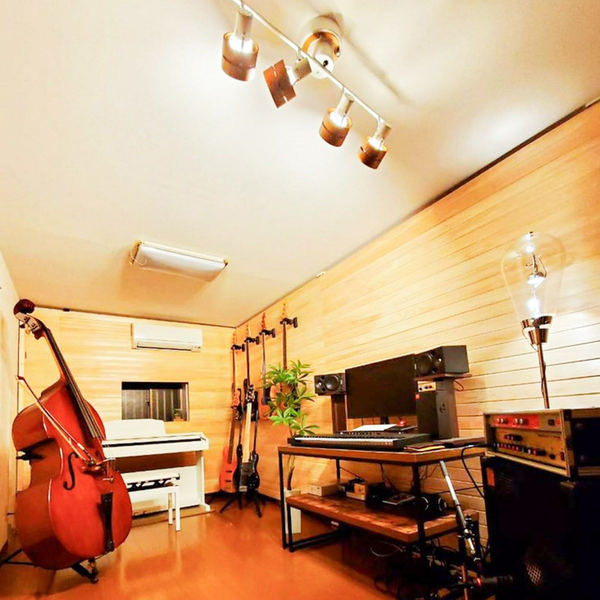 音楽スタジオの壁天井施工例